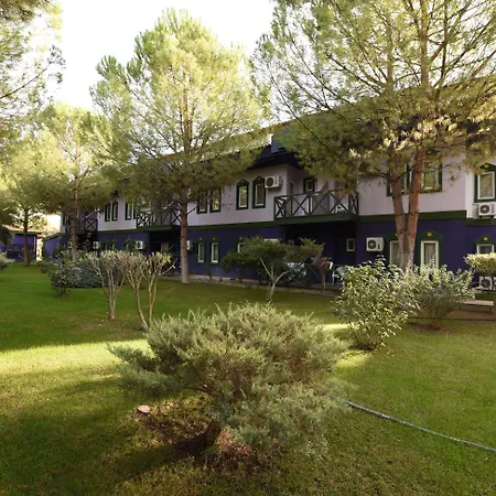 Herakles Thermal מלון 4*